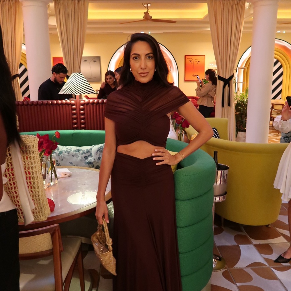 Elegant Brown Maxi Dress with Cutout Detail - Picture 5 of 5